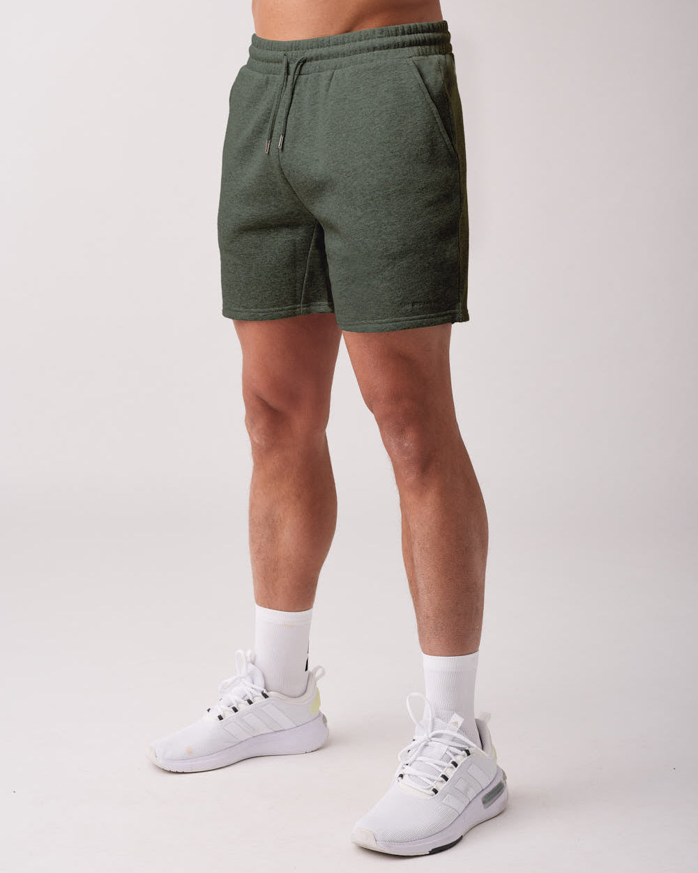 Core sweat shorts Men Moss green
