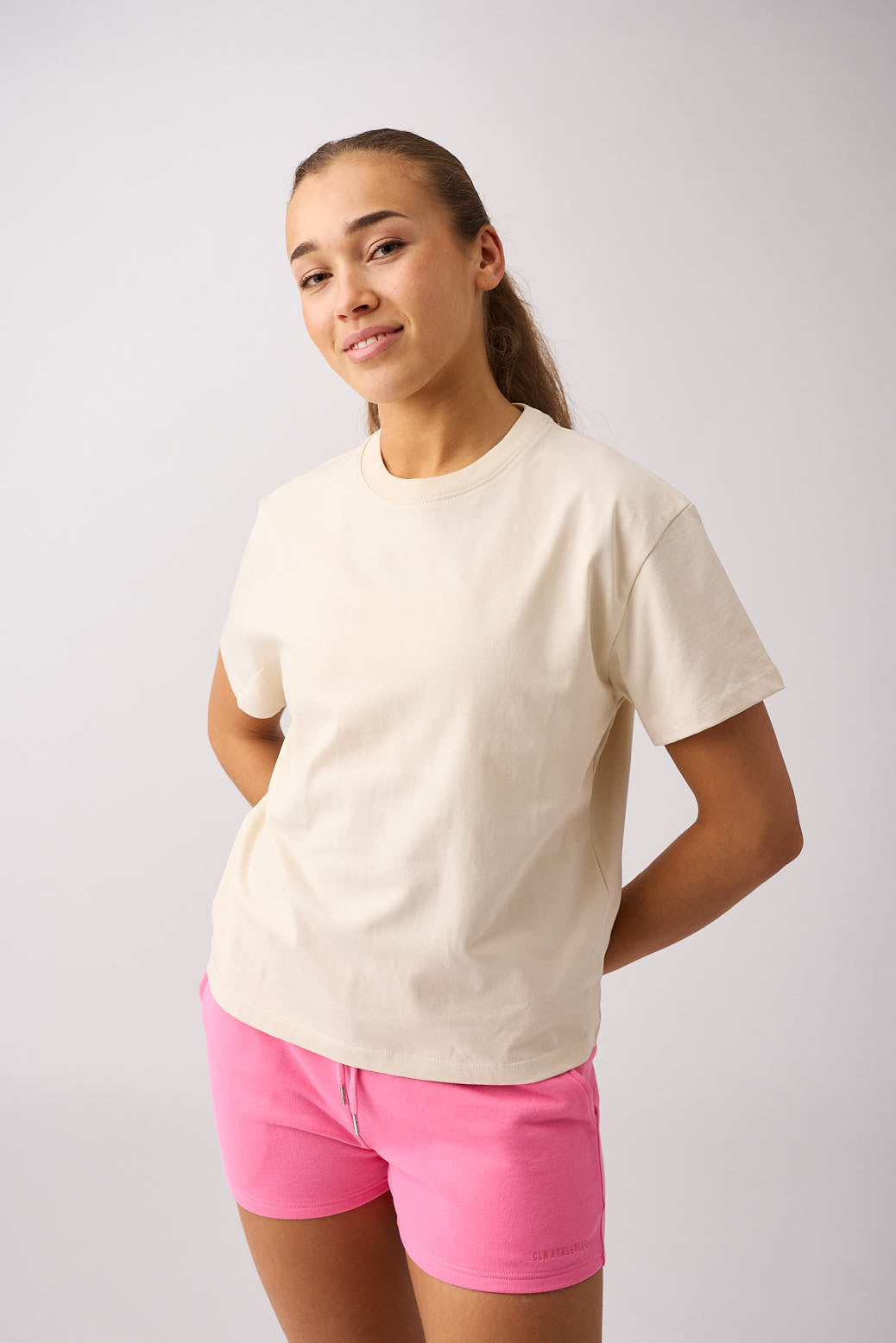 Core relaxed t-shirt back print wmn Cream white