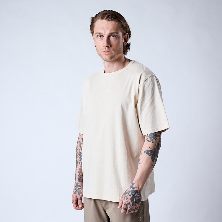 CLN Athletics Oversized t-shirt Vit Herr Core relaxed t-shirt print Men Cream white