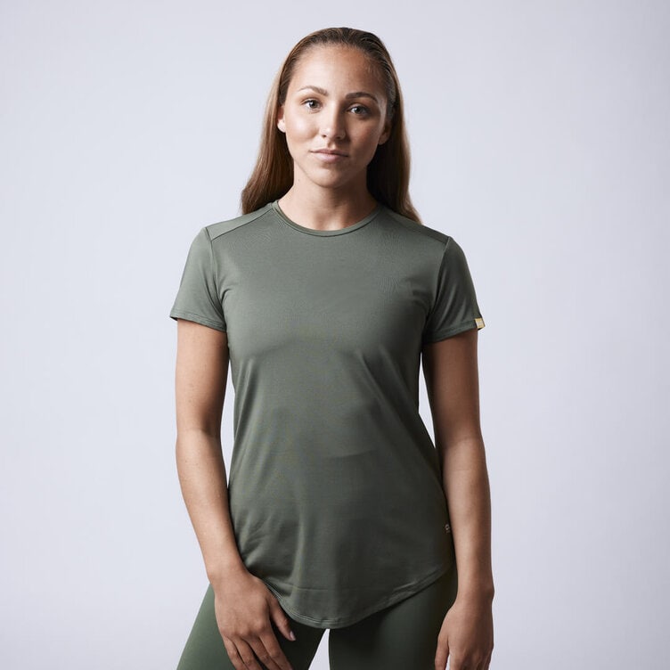 CLN Athletics T-shirt träning Grön Dam Lucy t-shirt Moss green