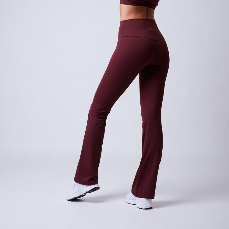 CLN Athletics Flare tights Vinröd Dam Fuse flared tights Dark red