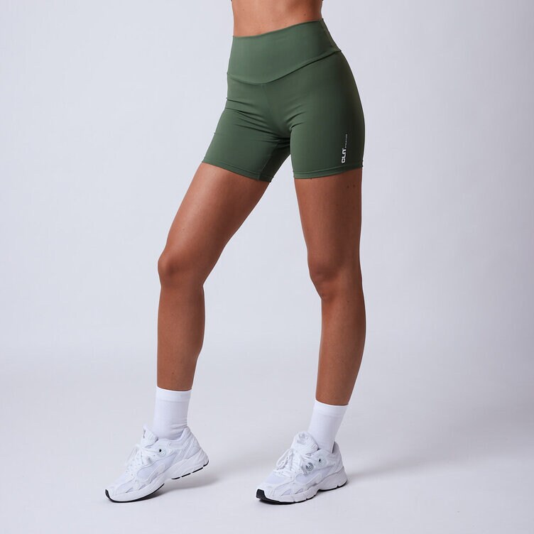 CLN Athletics Korta cykelbyxor Grön Dam Fuse shorts Moss green