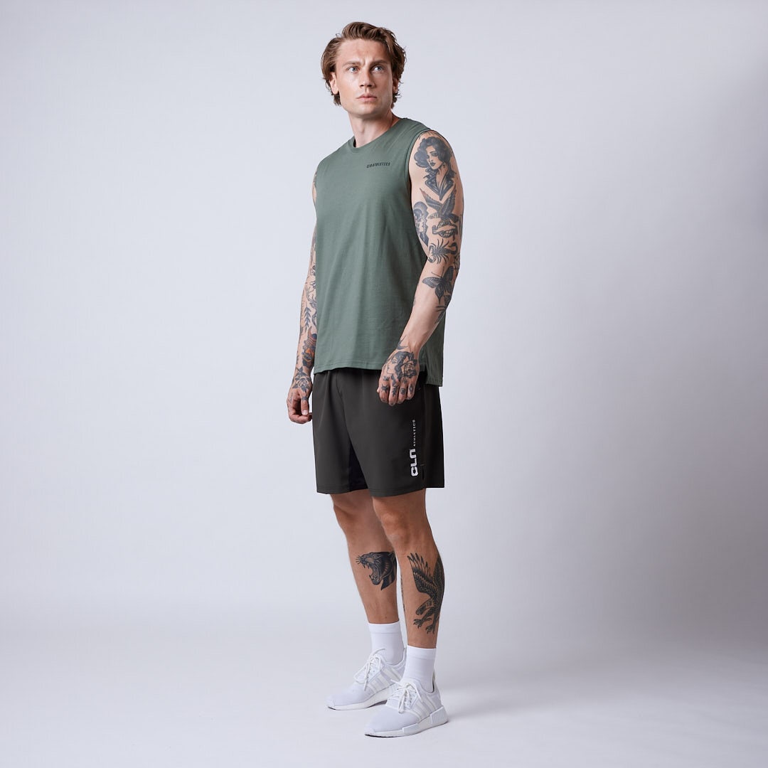 Dino stretch shorts Peat