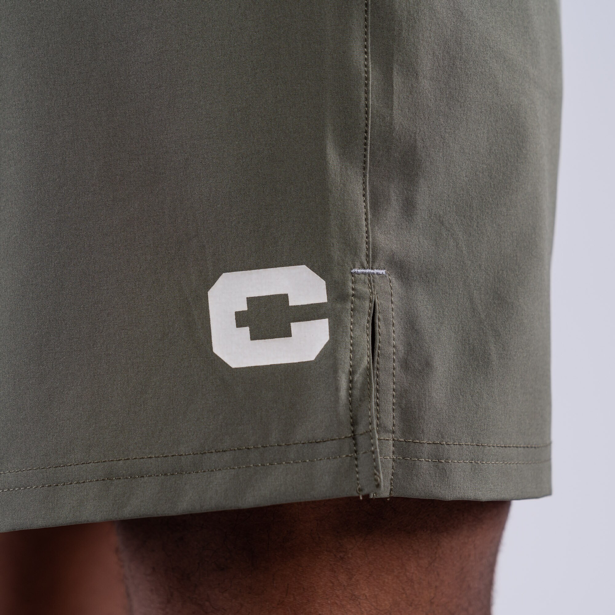 Dino stretch shorts Dusty olive