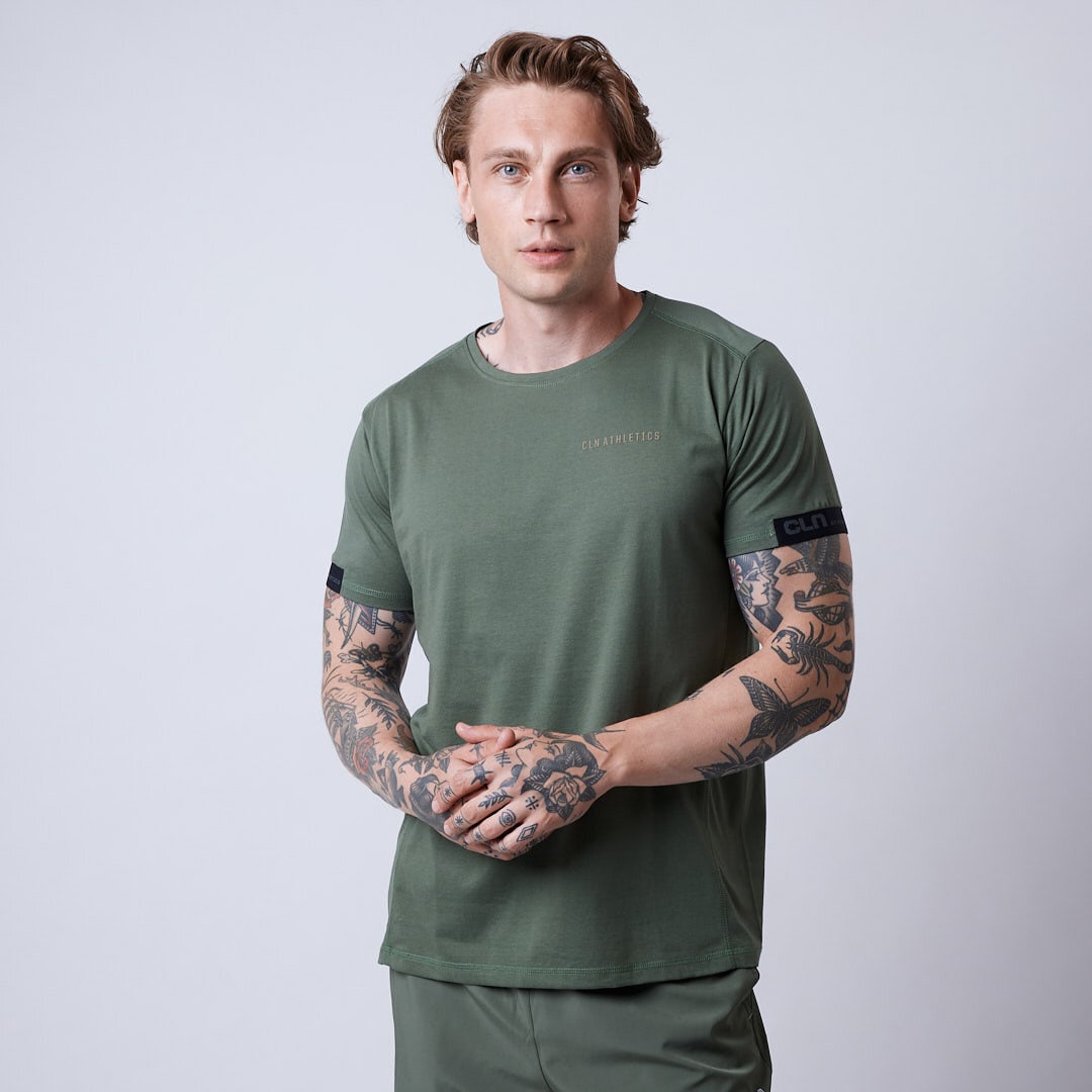 Wolf t-shirt Moss green