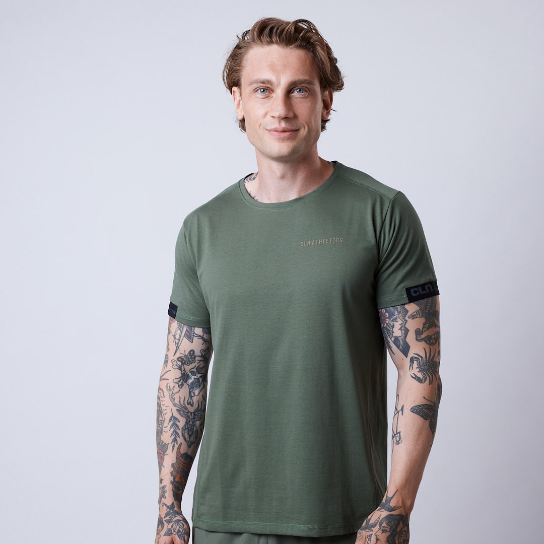 Wolf t-shirt Moss green